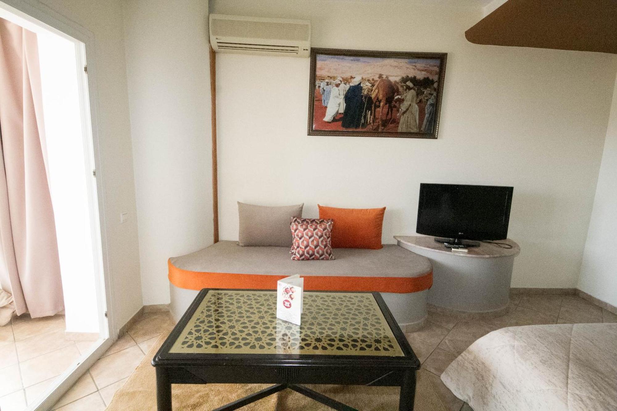 Appart'Hotel Intouriste Agadir Exterior foto